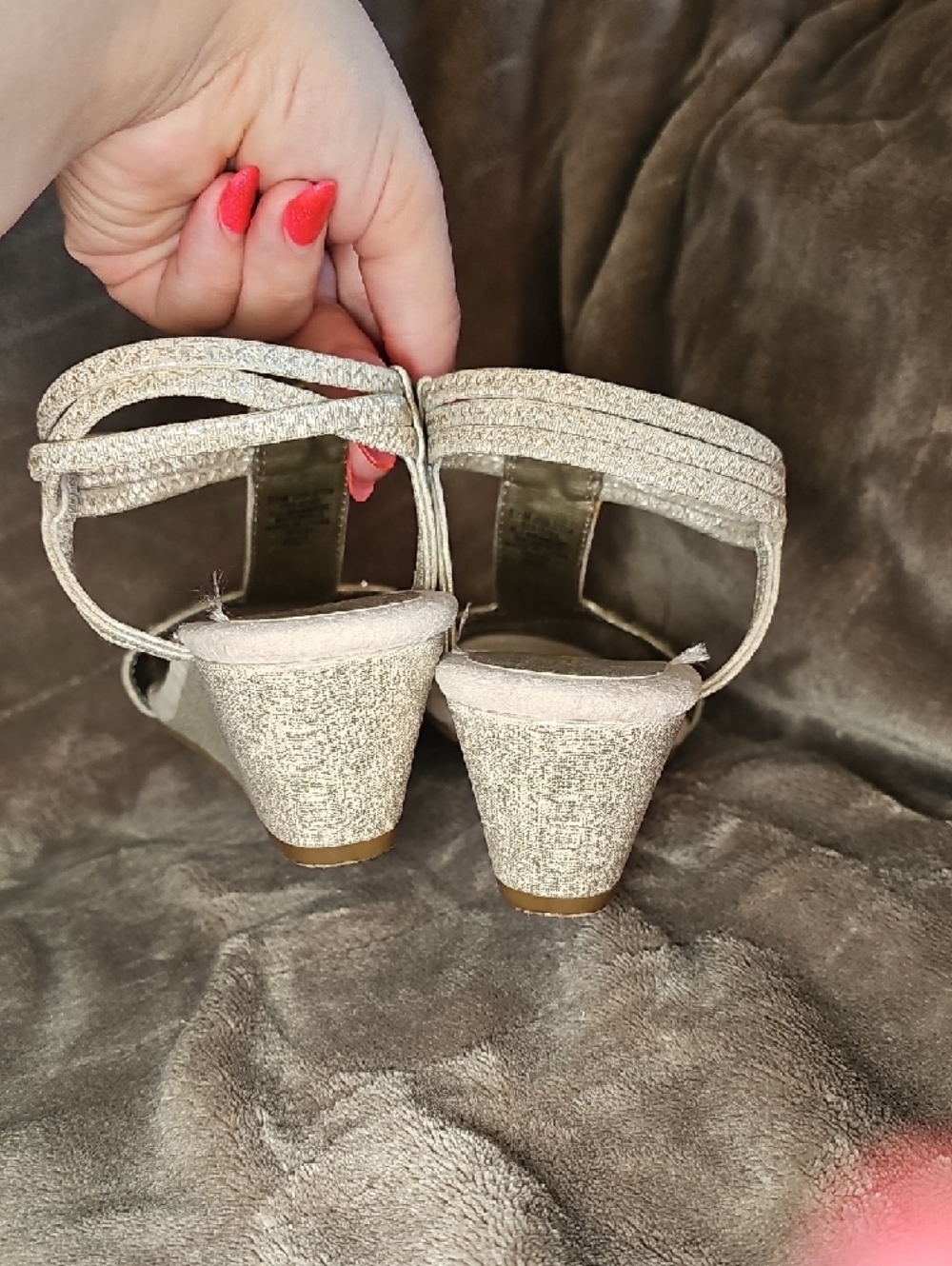 East 5th Violetta Silver Jeweled T-Strap Wedge Sandal Size 6.5 Womens - Picture 5 of 8